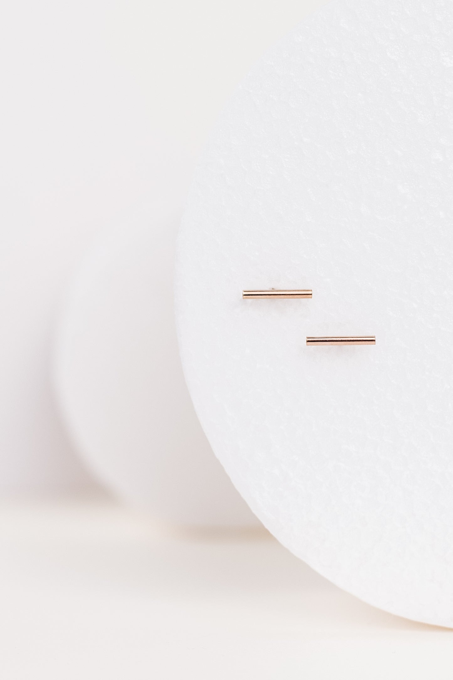 Náušnice Trubičky 1,5cm žluté zlato - annakubicova.cz